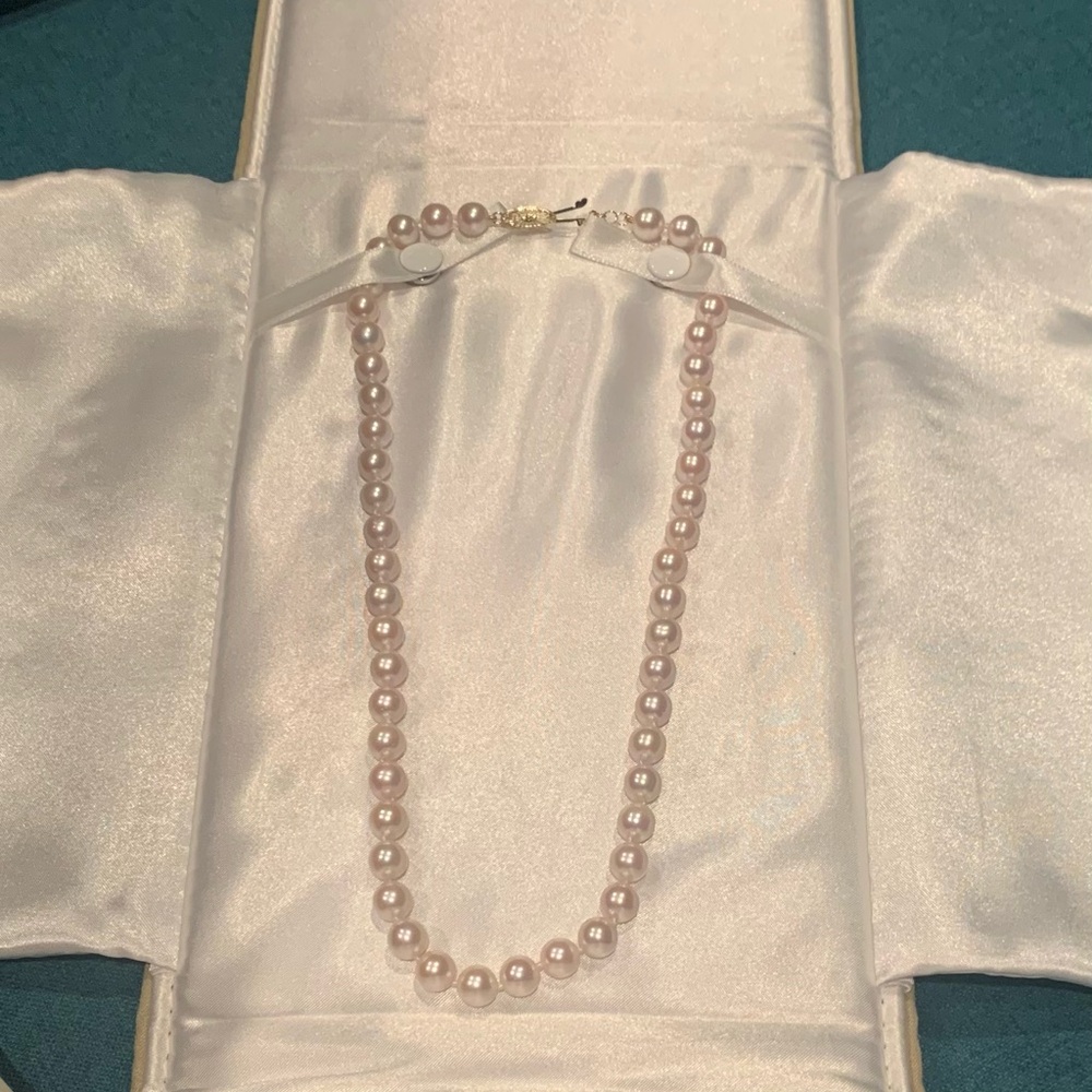 14K Japanese Akoya Pearl Necklace. 7.5mm Pearls 18” strand w/appraisal.
